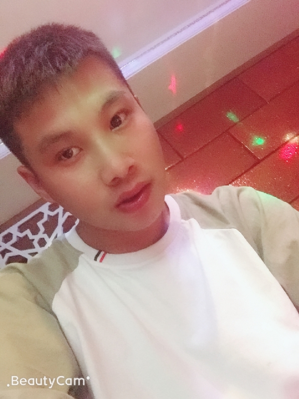 阿锋的第一张照片--广州蓝颜知己交友网