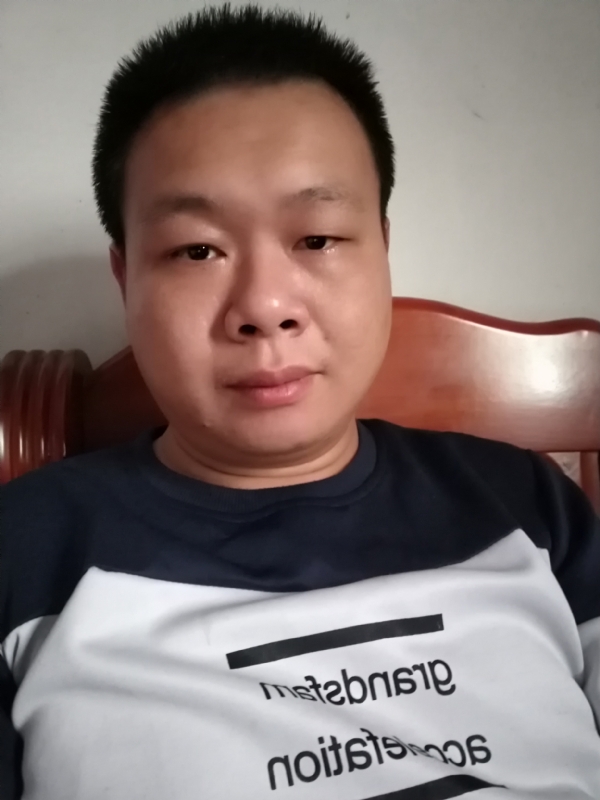 飞的第一张照片--广州蓝颜知己交友网