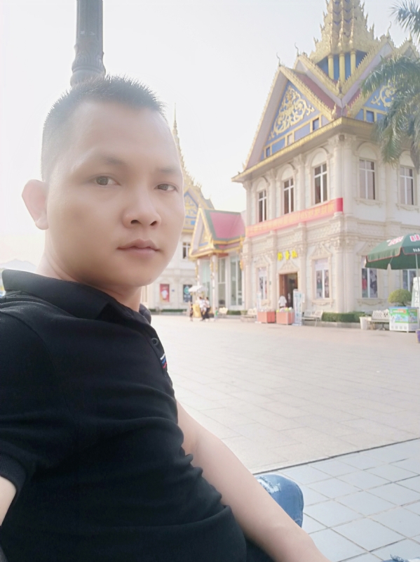 漂泊者的第一张照片--广州蓝颜知己交友网