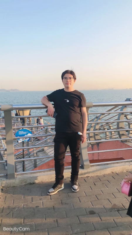 陆迅的第二张照片--广州蓝颜知己交友网