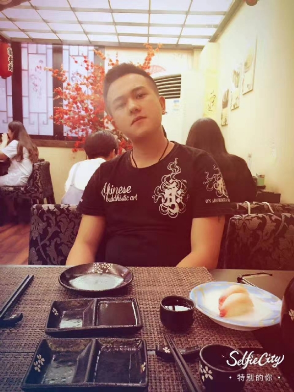 夏天的第四张照片--广州蓝颜知己交友网