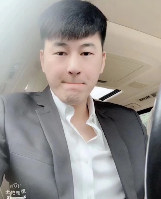 来弟的第一张照片--广州蓝颜知己交友网
