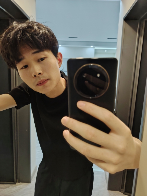 杨苏帝的第二张照片--广州蓝颜知己交友网